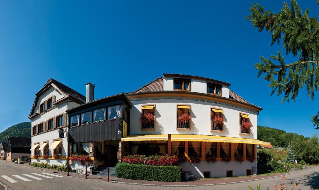 Hotel Aux Deux Clefs Metzeral Exterior foto